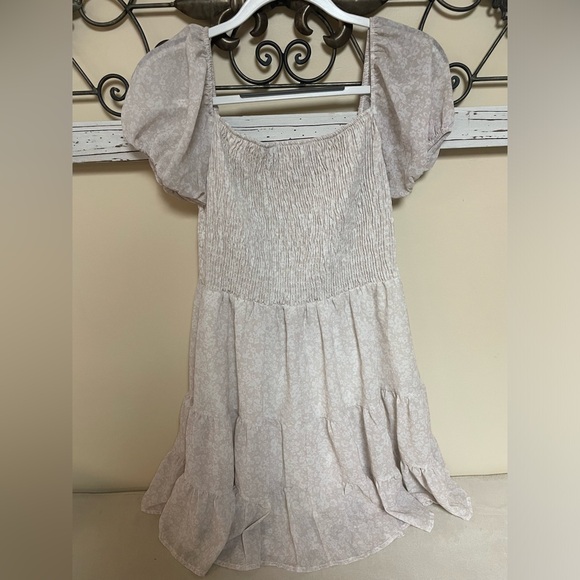 Altar’s State Smocked Off The Shoulder Sleeve Dress, Size Medium - Picture 3 of 5